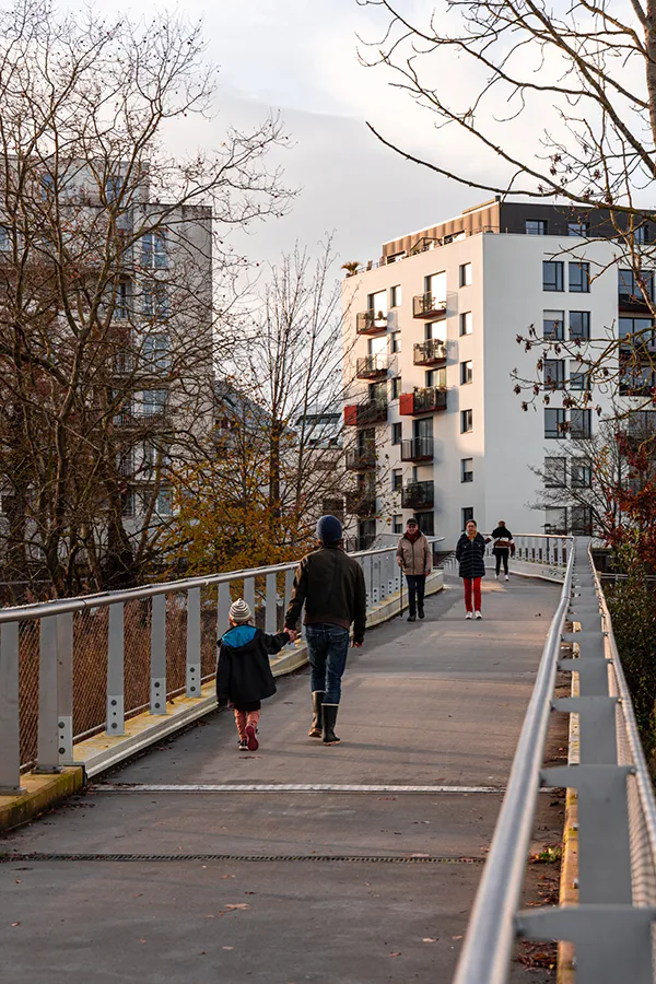 Shooting photo rennes - Tourisme Bretagne - plage de baud, quartier design, pont promenade